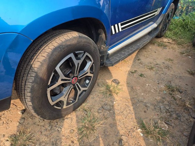 Second-hand 2020 Renault Duster RXZ Turbo for sale in Kannur-3