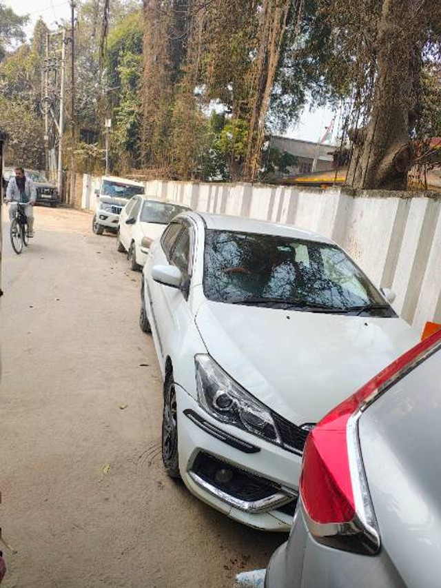 Second-hand 2015 Maruti Ciaz VDi Plus SHVS for sale in Ballia-2