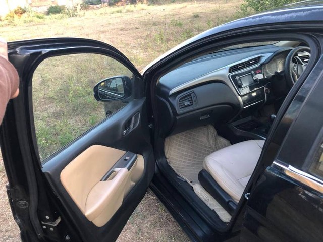 Second-hand 2014 Honda City i DTEC VX for sale in Rajsamand-3