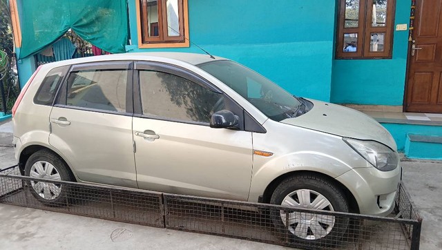 Second-hand 2011 Ford Figo Diesel ZXI for sale in Mhow-9