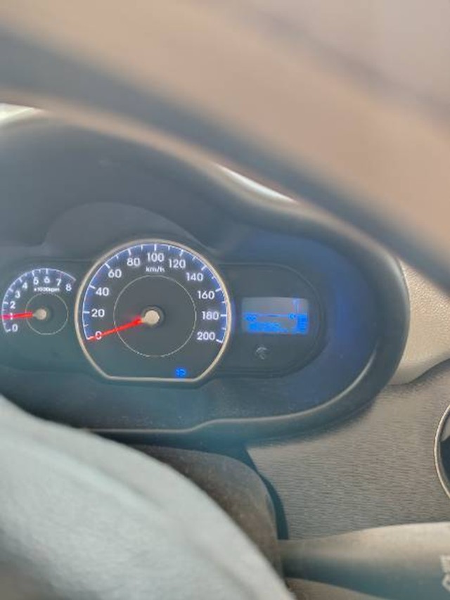 Second-hand 2011 Hyundai i10 Magna for sale in Tiruvallur-5