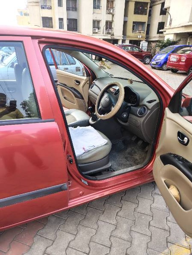 Second-hand 2011 Hyundai i10 Magna for sale in Tiruvallur-6