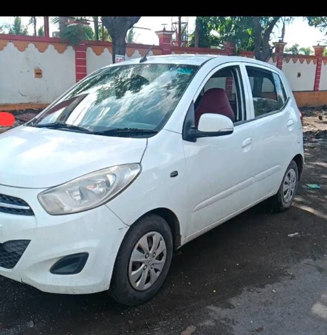 Second-hand 2011 Hyundai i10 Sportz for sale in Pimpri chinchwad-2