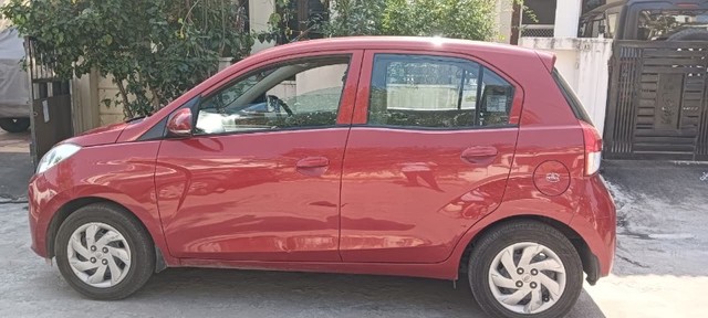Second-hand 2019 Hyundai Santro Sportz AMT BSIV for sale in Karimnagar-1