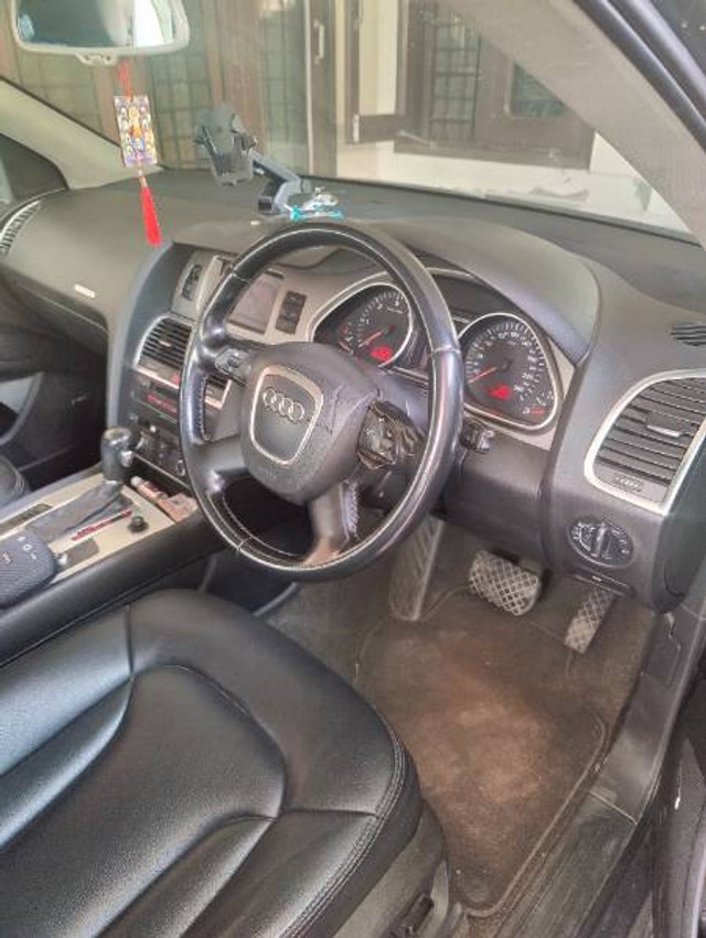 Second-hand 2008 Audi Q7 3.0 TDI quattro for sale in Amritsar-5