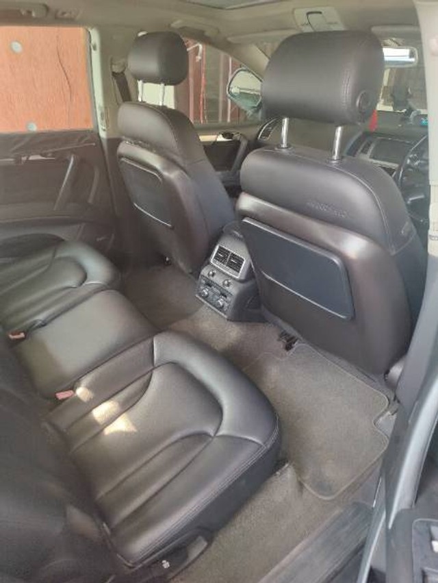 Second-hand 2008 Audi Q7 3.0 TDI quattro for sale in Amritsar-4