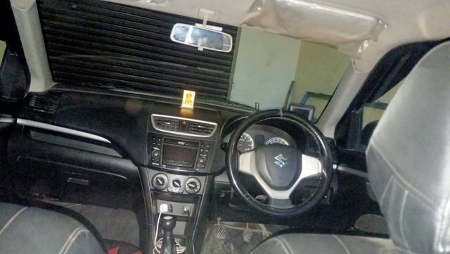 Second-hand 2012 Maruti Suzuki Swift VXI for sale in Ramnagar-3