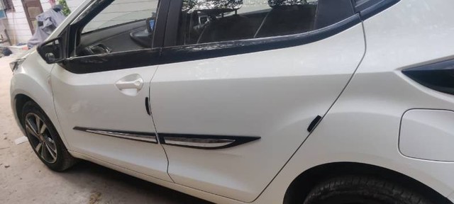 Second-hand 2024 Tata Altroz XZ CNG for sale in New Delhi-1