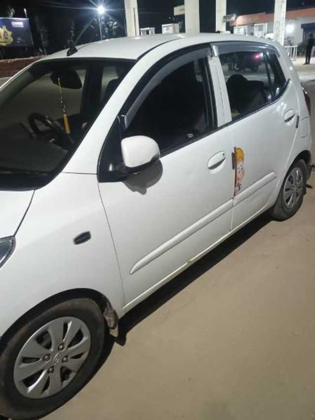 Second-hand 2013 Hyundai i10 Sportz for sale in Ranchi-2