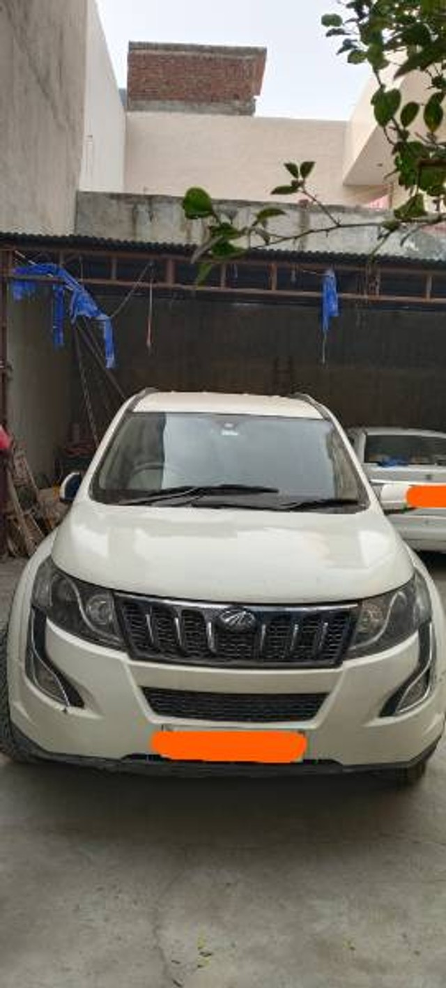 Second-hand 2012 Mahindra XUV500 W8 AWD for sale in Amritsar-2