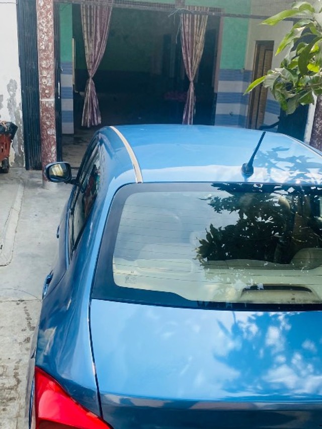 Second-hand 2013 Honda Amaze VX i-DTEC for sale in Bijnor-4