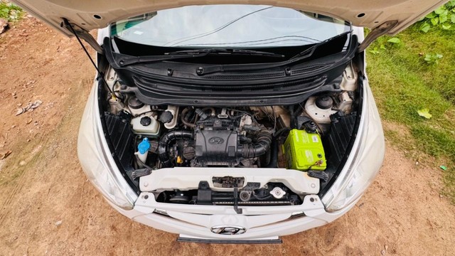 Second-hand 2018 Hyundai EON Magna Plus for sale in Gurgaon-5