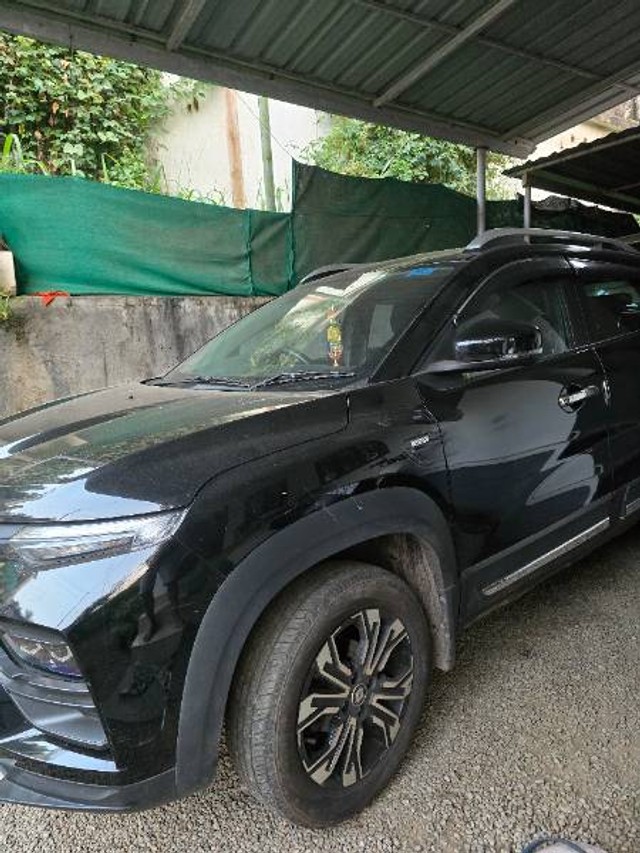 Second-hand 2023 Renault Kiger RXZ AMT for sale in Thrissur