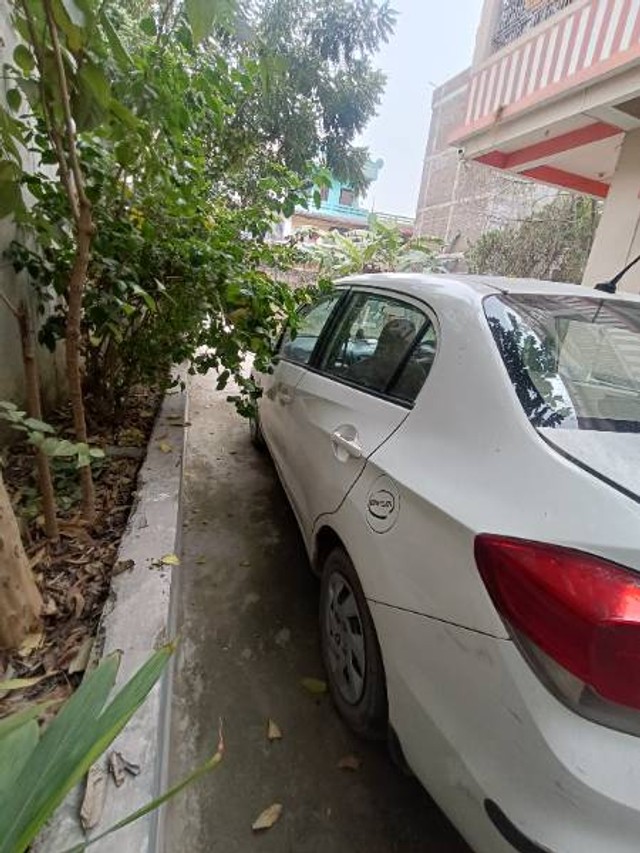 Second-hand 2014 Honda Amaze S i-Dtech for sale in Hajipur-1