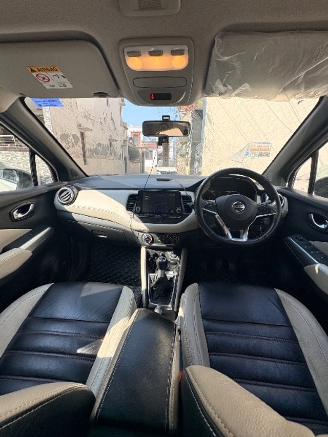 Second-hand 2022 Nissan Kicks 1.5 XV for sale in Panchkula-6