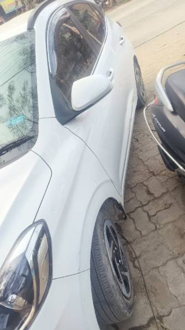 Second-hand 2023 Hyundai Grand i10 Nios Sportz for sale in Vaishali-2
