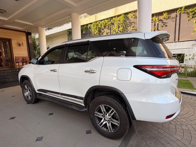 Second-hand 2025 Toyota Fortuner 4X2 Diesel AT for sale in Mangalore-13