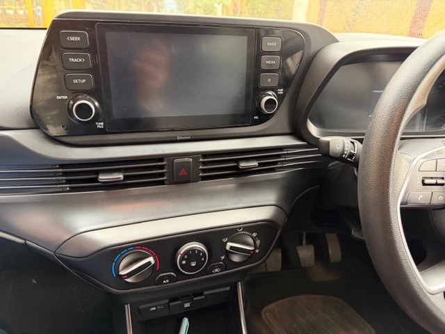 Second-hand 2022 Hyundai i20 Sportz BSVI for sale in Kamrup-6
