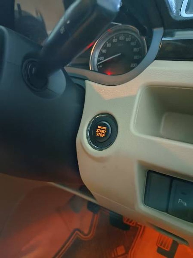 Second-hand 2015 Maruti Ciaz ZXi for sale in Kalyan-9