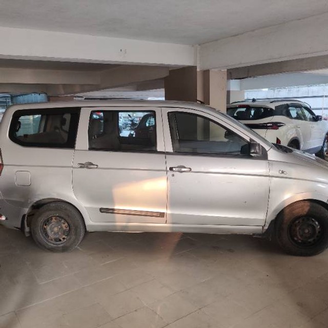 Second-hand 2014 Chevrolet Enjoy TCDi LS 7 Seater for sale in Indore-1