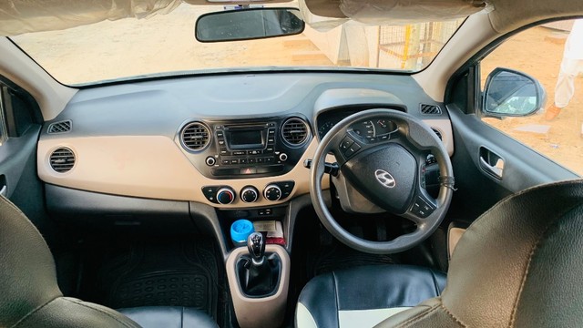 Second-hand 2016 Hyundai Grand i10 Sportz for sale in Churu-2