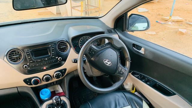 Second-hand 2016 Hyundai Grand i10 Sportz for sale in Churu-5