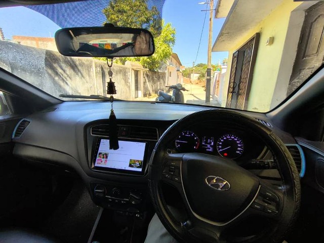 Second-hand 2019 Hyundai i20 Active S Petrol for sale in Bilaspur-7