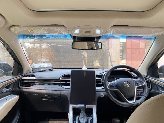 Second-hand 2023 MG Hector Sharp CVT for sale in Raipur-9