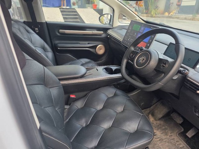 MG Windsor EV Essence Second-hand 2024 MG Windsor EV Essence for sale in Hyderabad-5