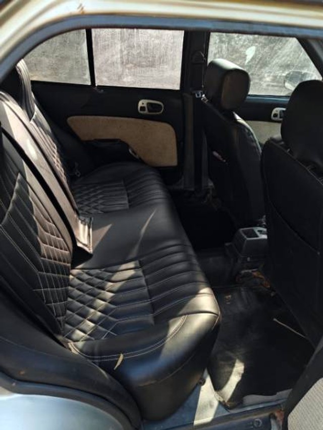 Second-hand 2005 Maruti Suzuki Esteem LX for sale in Kachchh-12