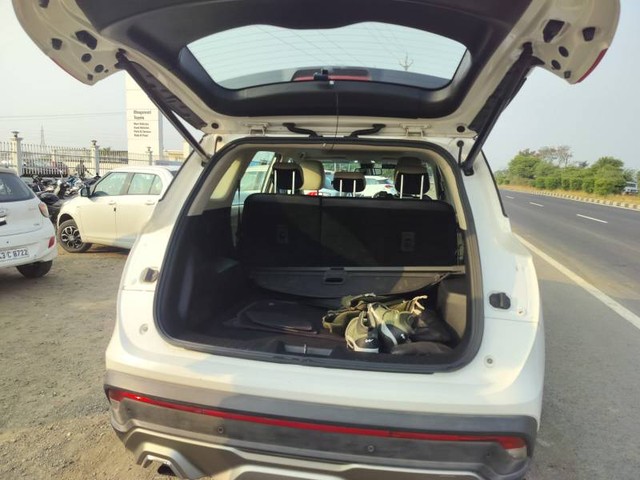 MG Hector Sharp CVT Second-hand 2021 MG Hector Sharp CVT for sale in Ratlam-11