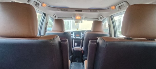 Second-hand 2022 Toyota Innova Crysta 2.7 ZX 7 STR AT for sale in Noida-12