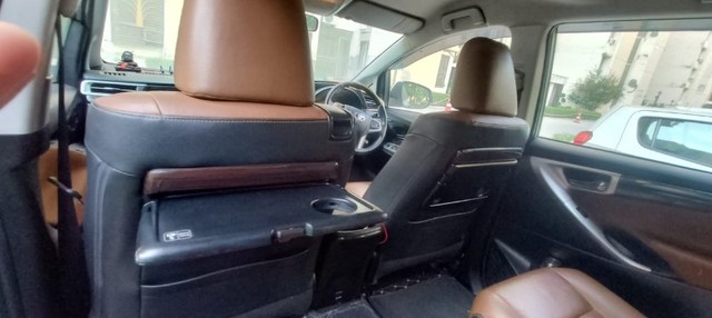 Second-hand 2022 Toyota Innova Crysta 2.7 ZX 7 STR AT for sale in Noida-10
