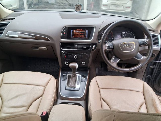 Second-hand 2014 Audi Q5 2.0 TDI for sale in Rajkot-4
