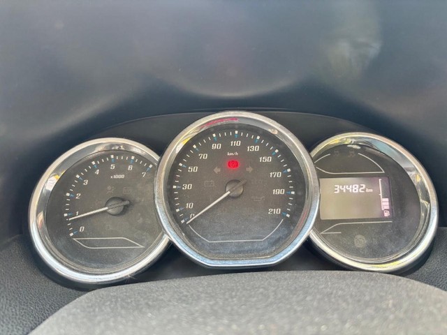 Second-hand 2022 Renault Duster RXS Turbo for sale in Tiruvallur-11