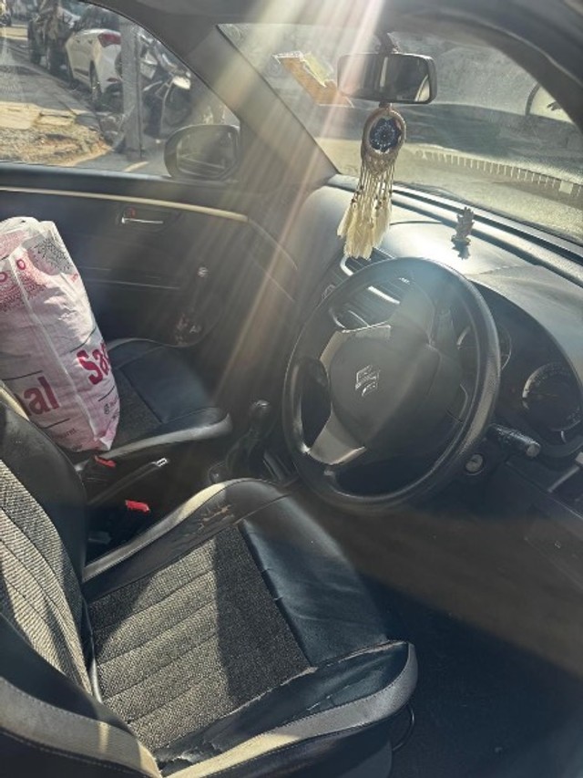 Second-hand 2012 Maruti Swift VDI for sale in Jaipur-3