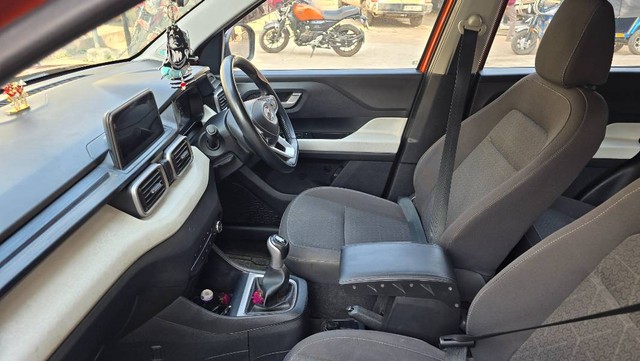 Second-hand 2023 Tata Punch Creative for sale in Chitrakoot-3