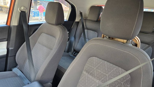 Second-hand 2023 Tata Punch Creative for sale in Chitrakoot-4