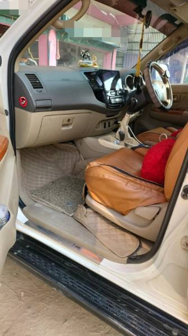 Second-hand 2010 Toyota Fortuner 3.0 Diesel for sale in Itanagar-7