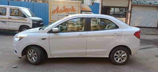 Second-hand 2020 Ford Aspire Titanium Automatic for sale in Ulhasnagar-3