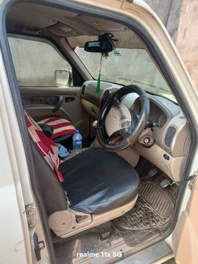 Second-hand 2012 Mahindra Scorpio VLX 2WD AIRBAG BSIV for sale in Seraikela-Kharsawan-3
