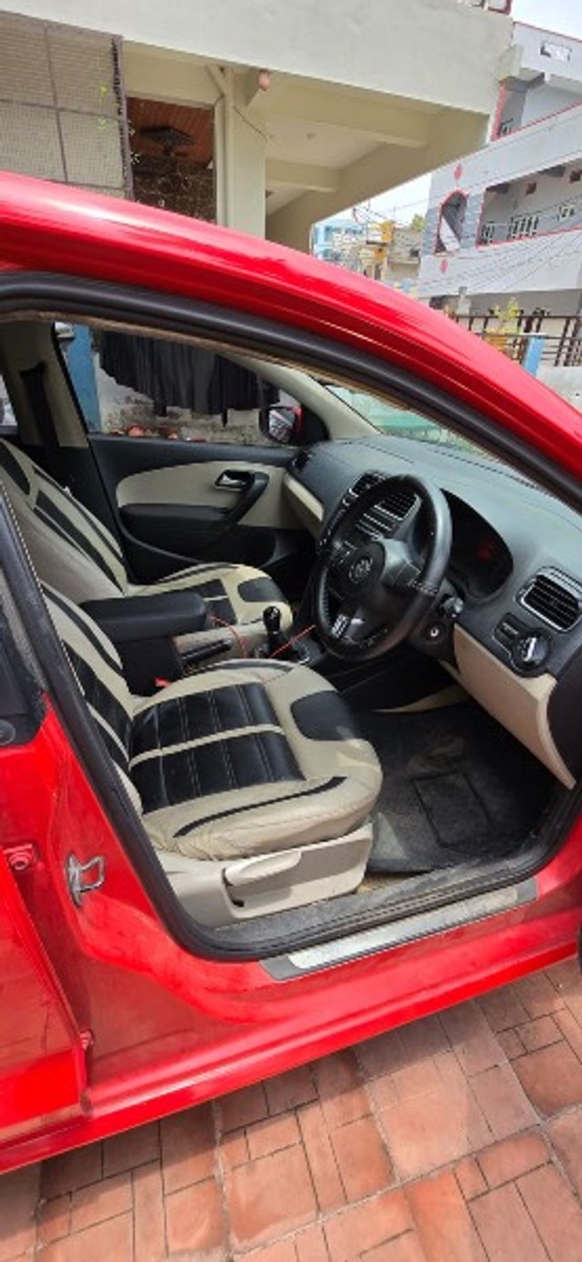 Volkswagen Polo 1.2 MPI Highline Second-hand 2013 Volkswagen Polo 1.2 MPI Highline for sale in Adoni-6