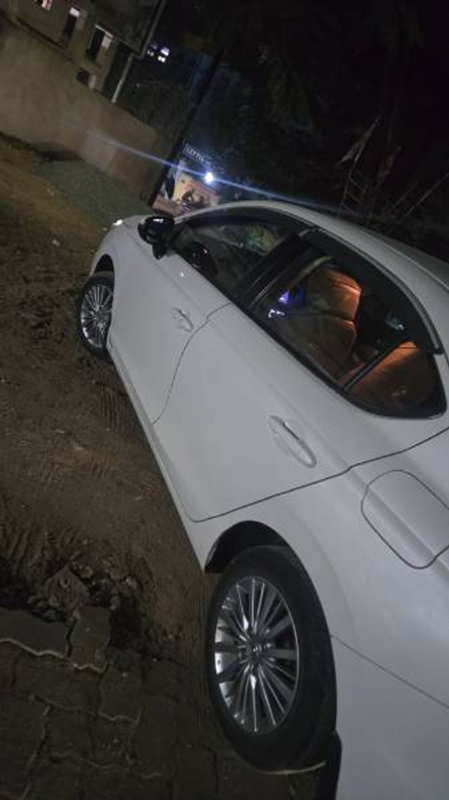 Honda City V MT Second-hand 2022 Honda City V MT for sale in Ranchi-3