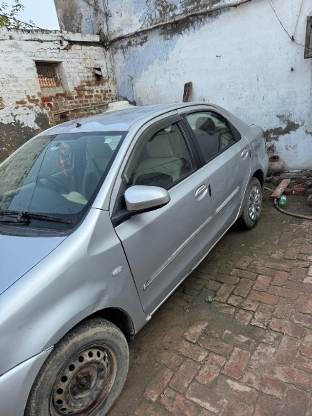 Toyota Etios GD Second-hand 2017 Toyota Etios GD for sale in Hodal-4