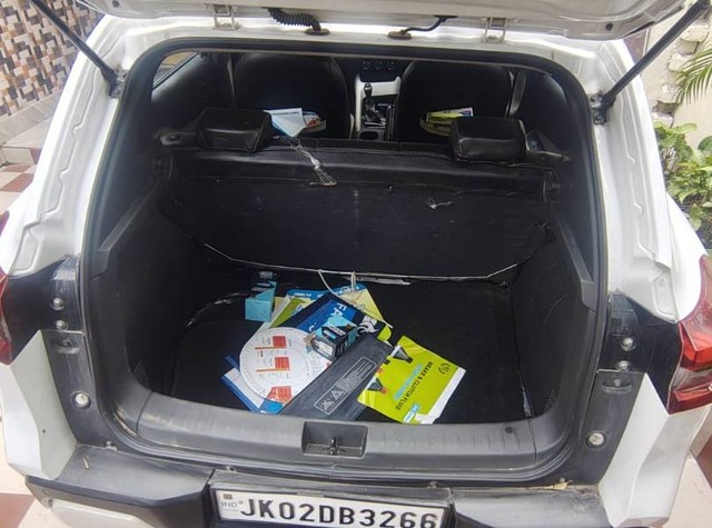 Second-hand 2022 Nissan Magnite XE BSVI for sale in Jammu-5