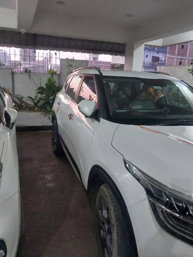 Second-hand 2022 Kia Seltos HTX G for sale in Patna-3