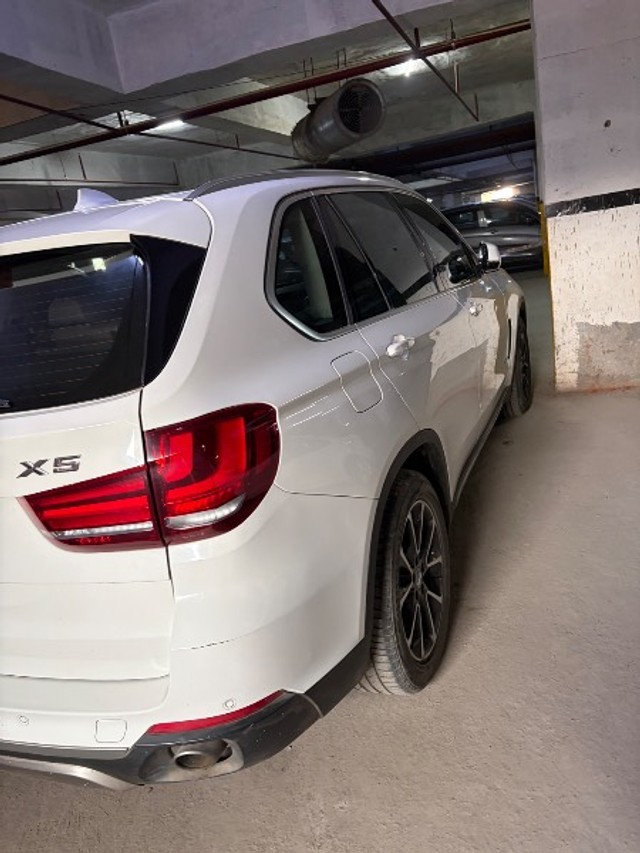 Second-hand 2016 BMW X5 xDrive 30d Design Pure Experience 5 Seater for sale in Noida-5
