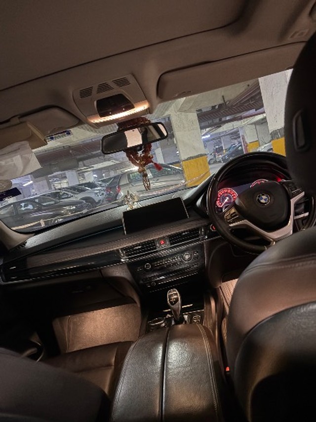 Second-hand 2016 BMW X5 xDrive 30d Design Pure Experience 5 Seater for sale in Noida-2