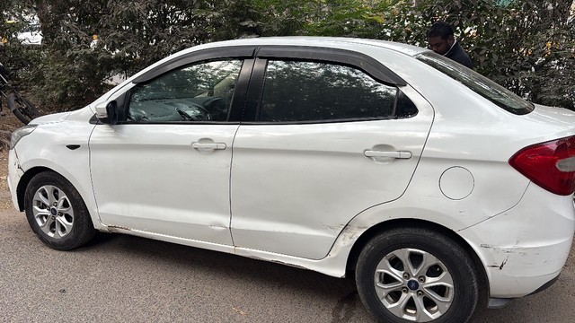 Second-hand 2017 Ford Aspire 1.2 Ti-VCT Ambiente for sale in Moradabad-5