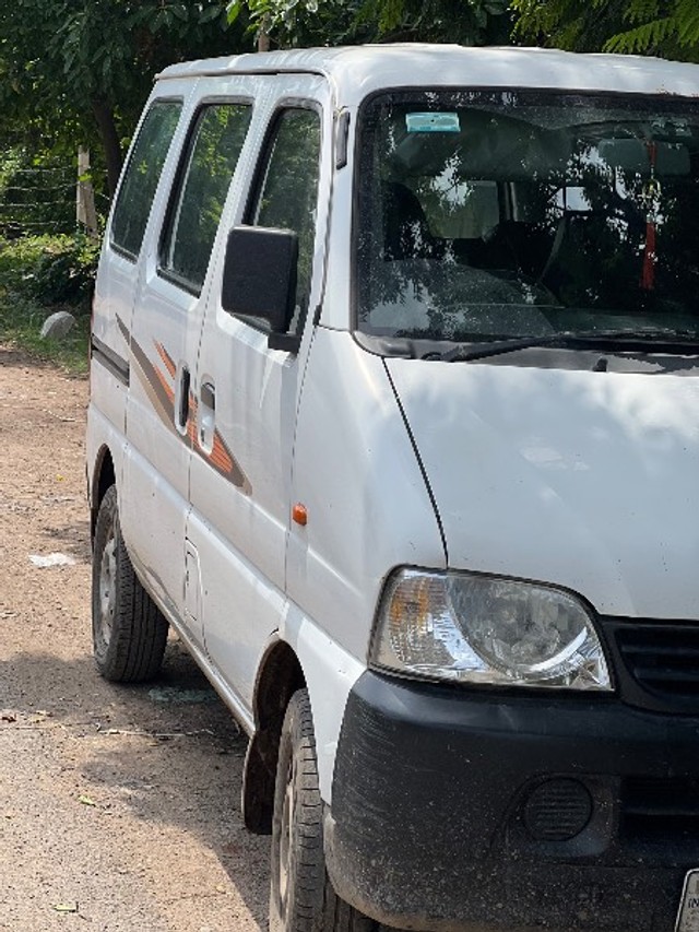 Second-hand 2017 Maruti Eeco 5 Seater AC BSIV for sale in Morbi-5